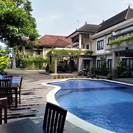 Hotel Dhyana Pura Kapal Bagian luar foto