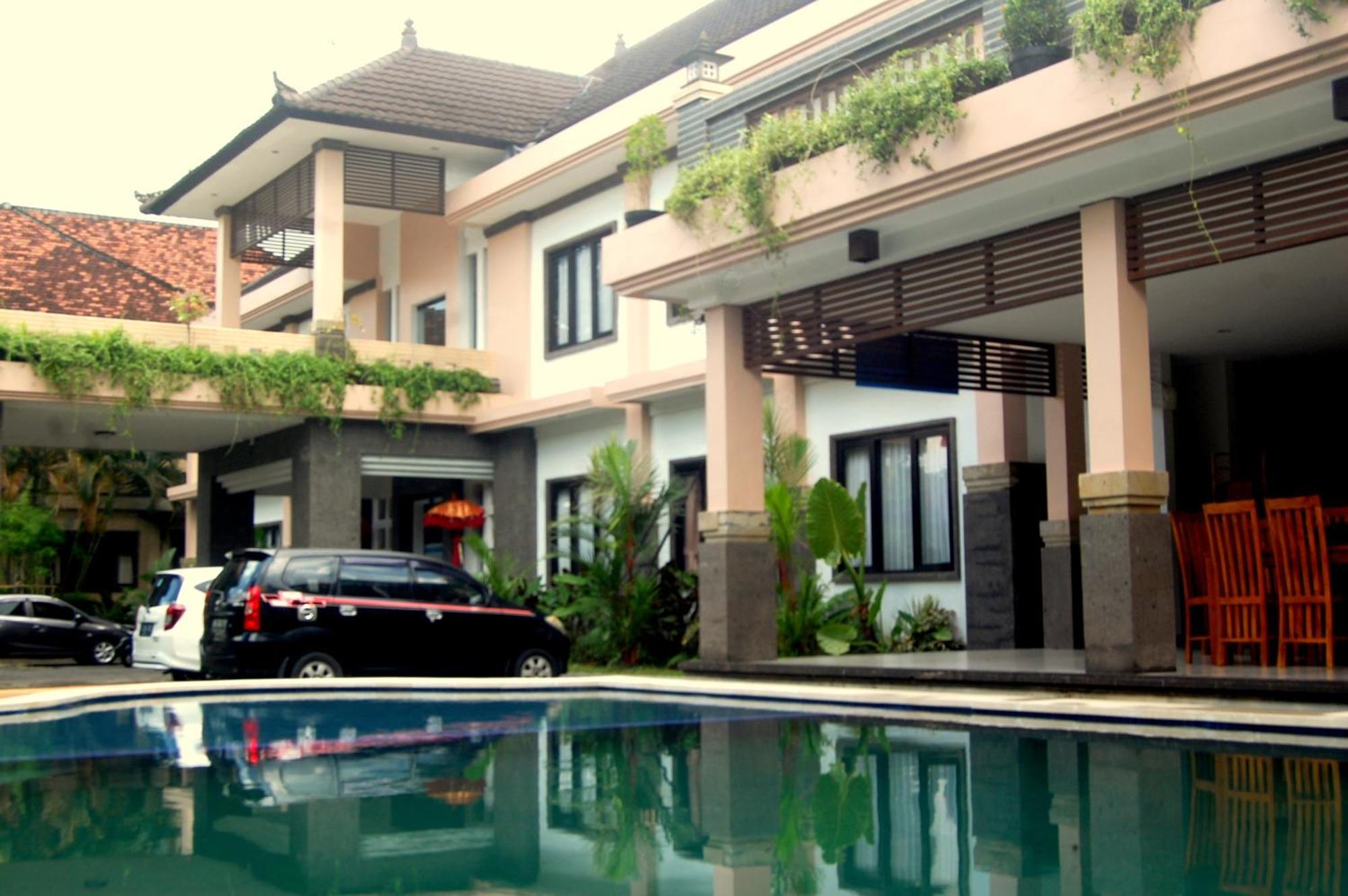 Hotel Dhyana Pura Kapal Bagian luar foto